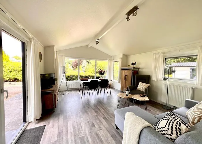 Heidepark Veluwschkarakter 假日公园 *